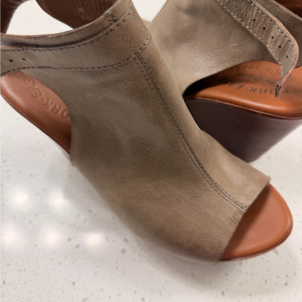 Kork-Ease Taupe Leather Wedges